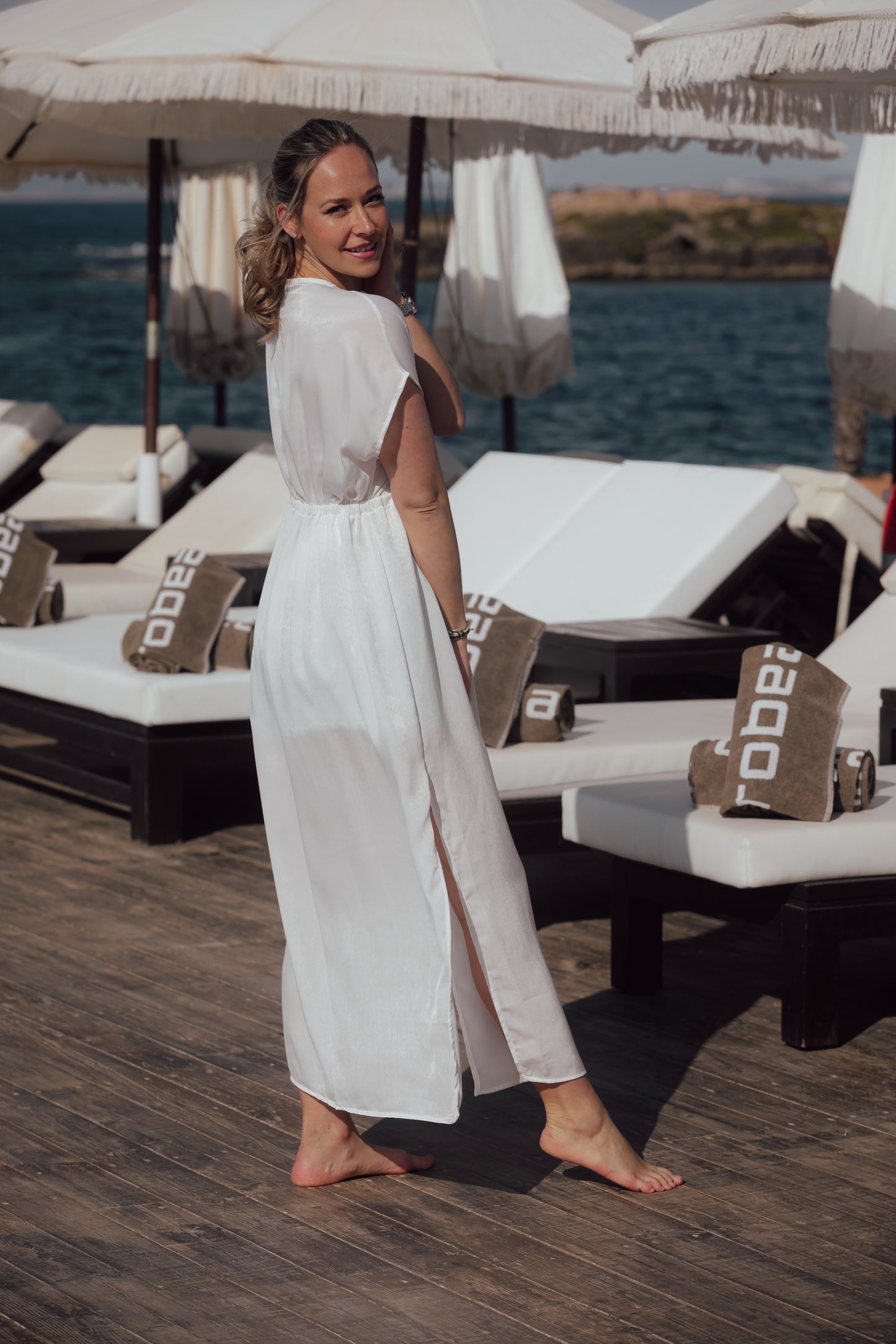 Anne white dress