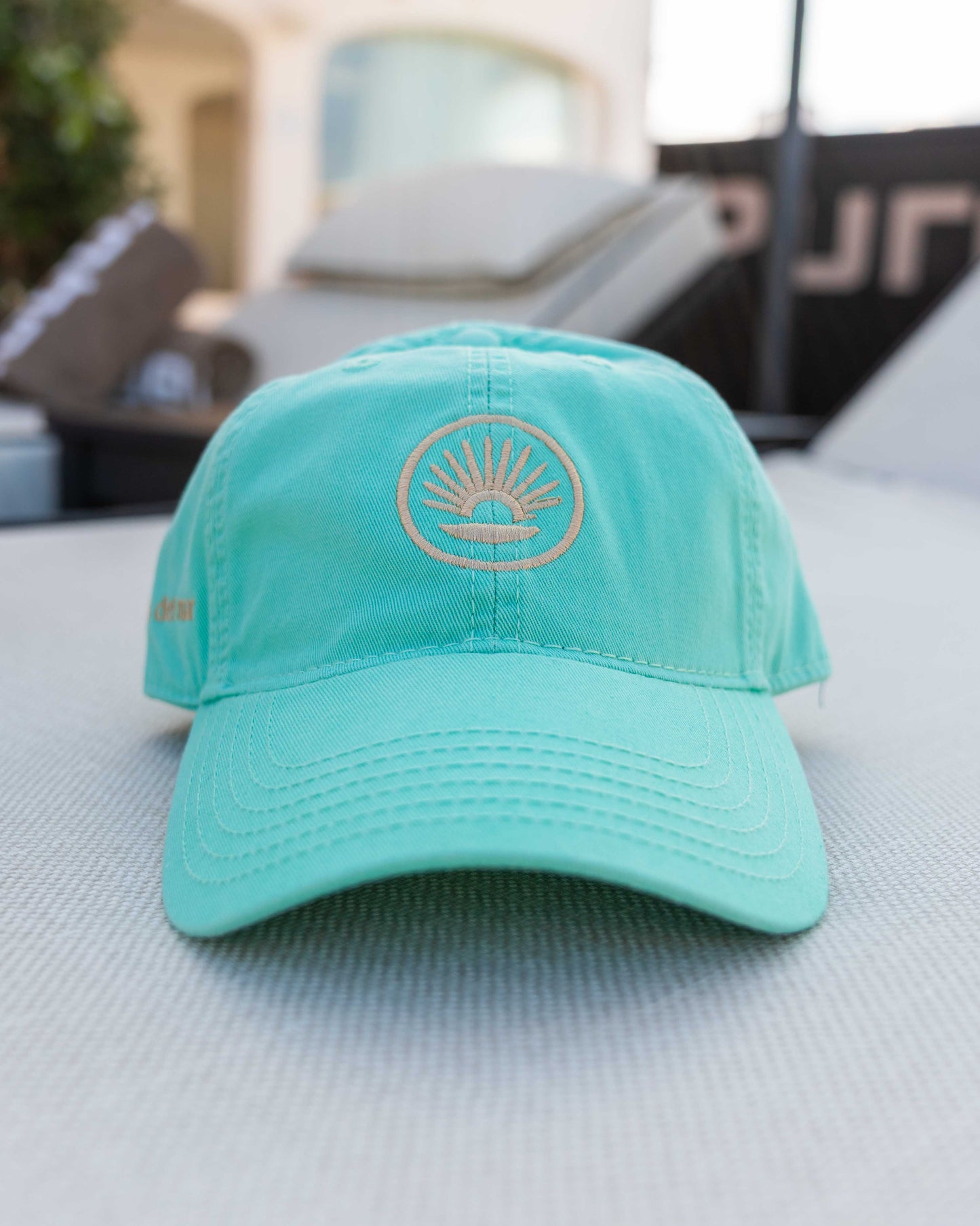 Sunset cap